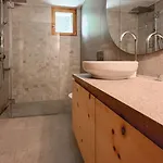 Curtin Duas By Interhome *