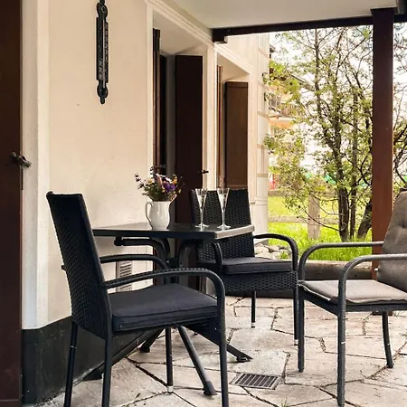 Curtin Duas By Interhome